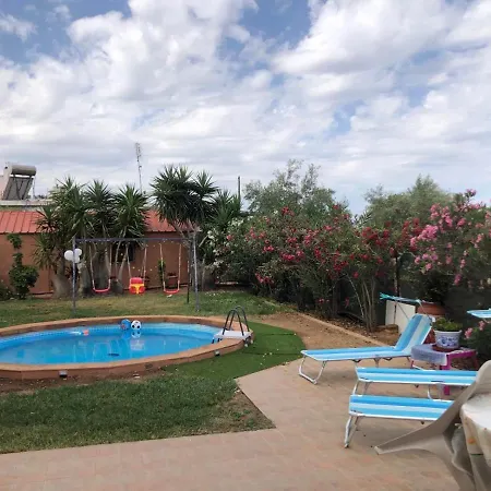 Hospitality In Mythical And Historical Peloponnese1 * Posidhonía