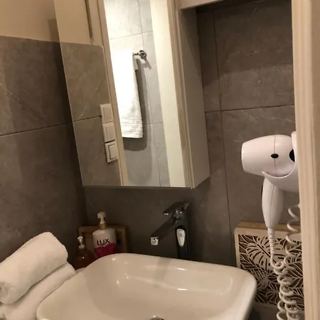 Hospitality In Mythical And Historical Peloponnese1 Apartamento *